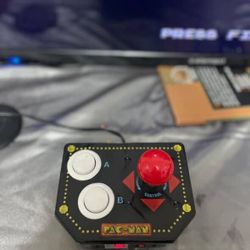 Plug A Play PAC-MAN
