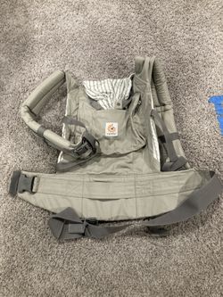 Ergobaby Baby Carrier (Dewdrop)
