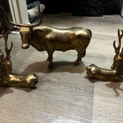 VINTAGE Brass Bull & 2 Deer