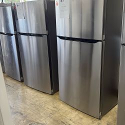 Lg New 33 Inch Top Freezer Refrigerator For Apartment 