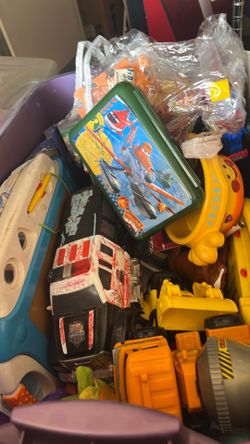 Toy box with construction toys