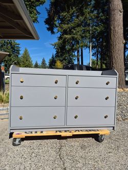 IKEA HAUGA GREY 6 Drawer Dresser-Excellent Condition!