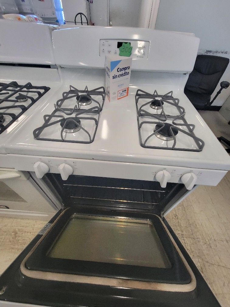 Ge Gas Stove Used Good Condition With 90day's Warranty