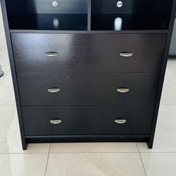 tv stand and dresser