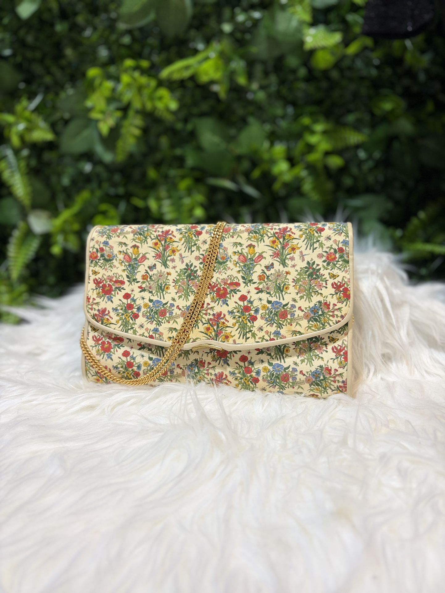 RARE Vintage Gucci Flora Crossbody on Chain
