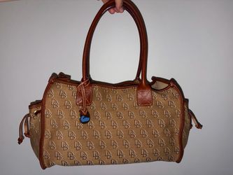 Dooney & Bourke Bag