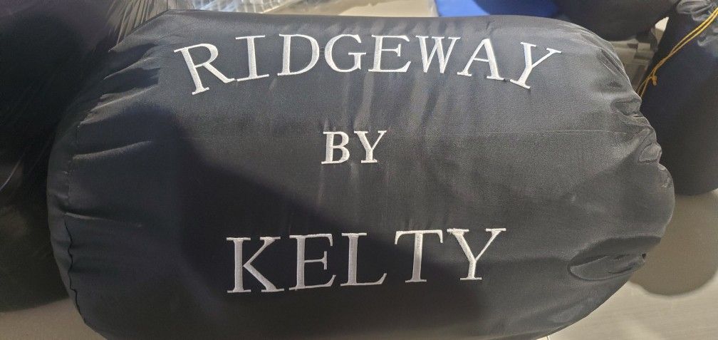 Kelty Ridgeway 20 Degree Hollofil II Extra Long Adult Sleeping Bag