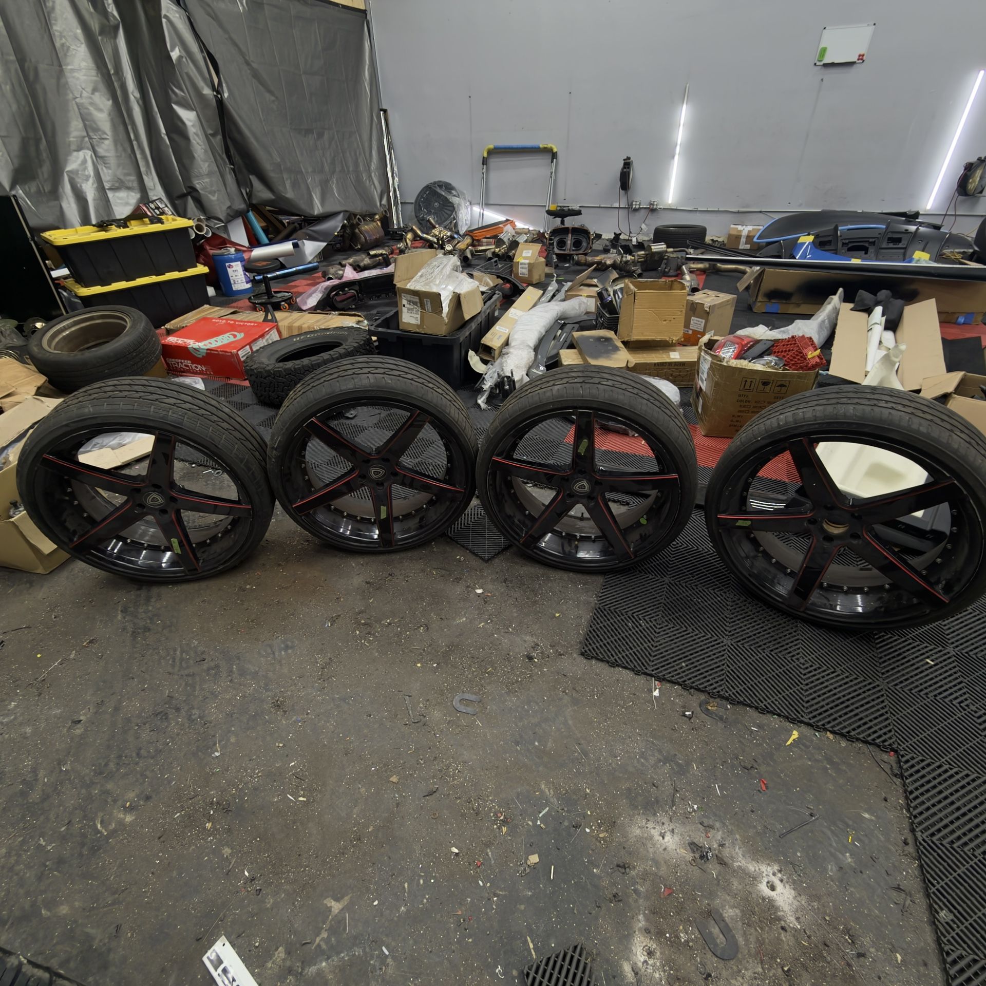 255/30/R22 rims for Sale in Miami Gardens, FL - OfferUp
