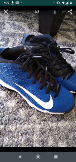Nike boys cleats size 12C