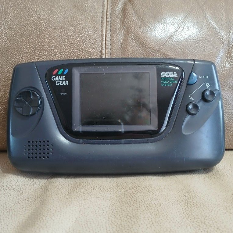 Sega gamegear game gear for parts or repair