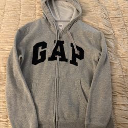 Woman’s Gap Zip Up 