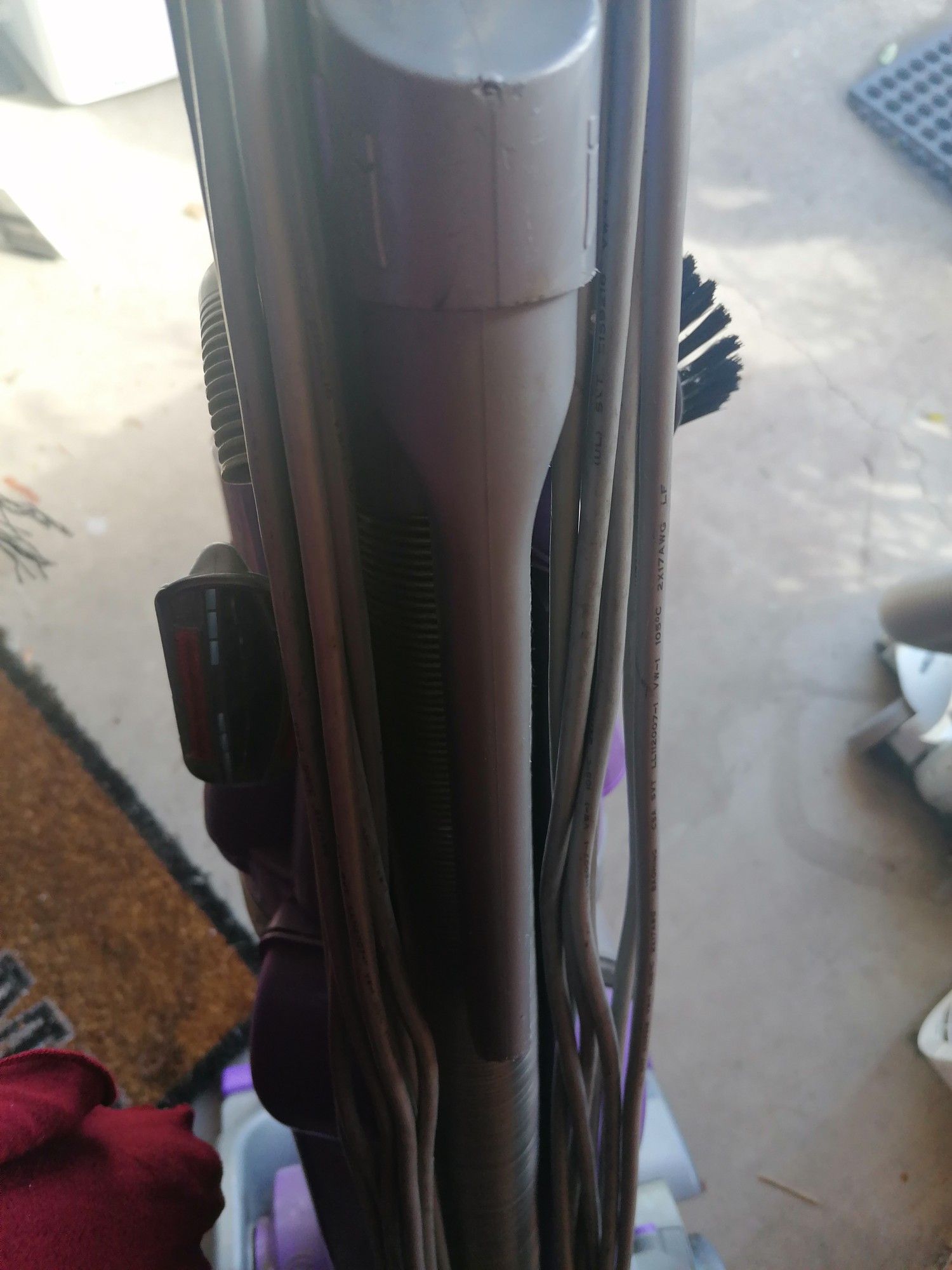 Like new Dyson DC07 full kit Household
