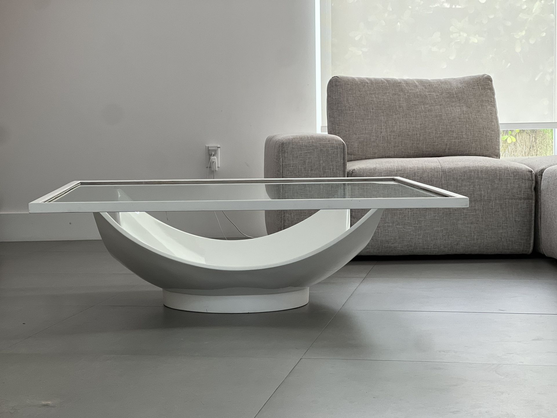 Modern Glass Coffee Table 48”x48”x15”