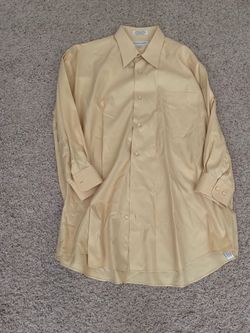 Men’s dress shirt