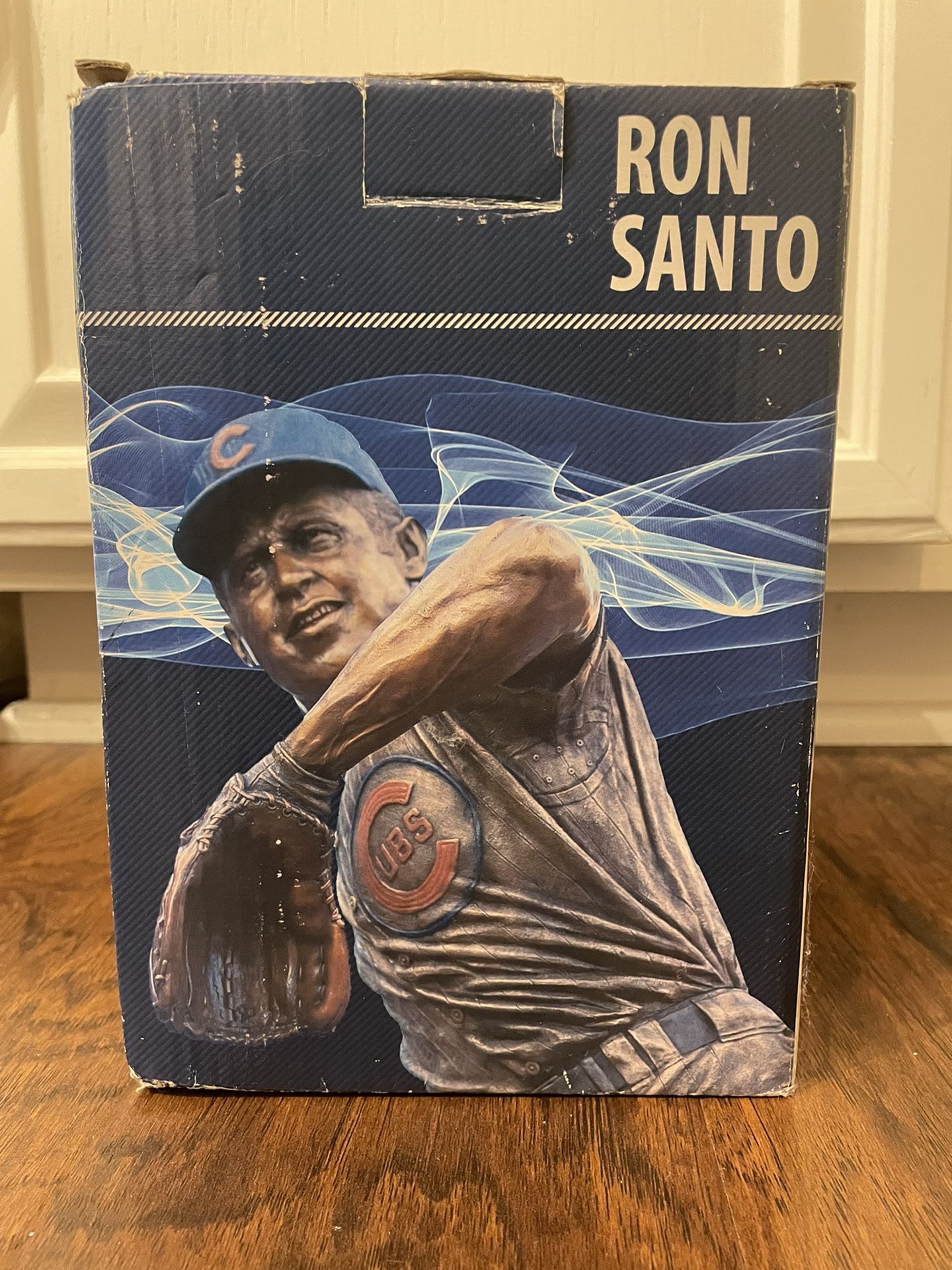 Chicago Cubs Ron Santo #10 Replica Statue for Sale in Huntington Beach, CA  - OfferUp