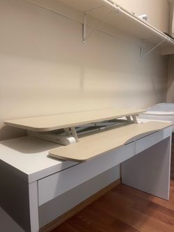 Standing desk converter