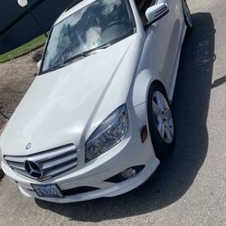 2010 Mercedes 300 C 4 Matic 