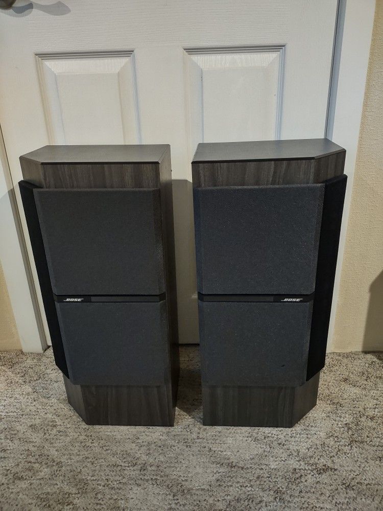 Bose 4001 Speakers.