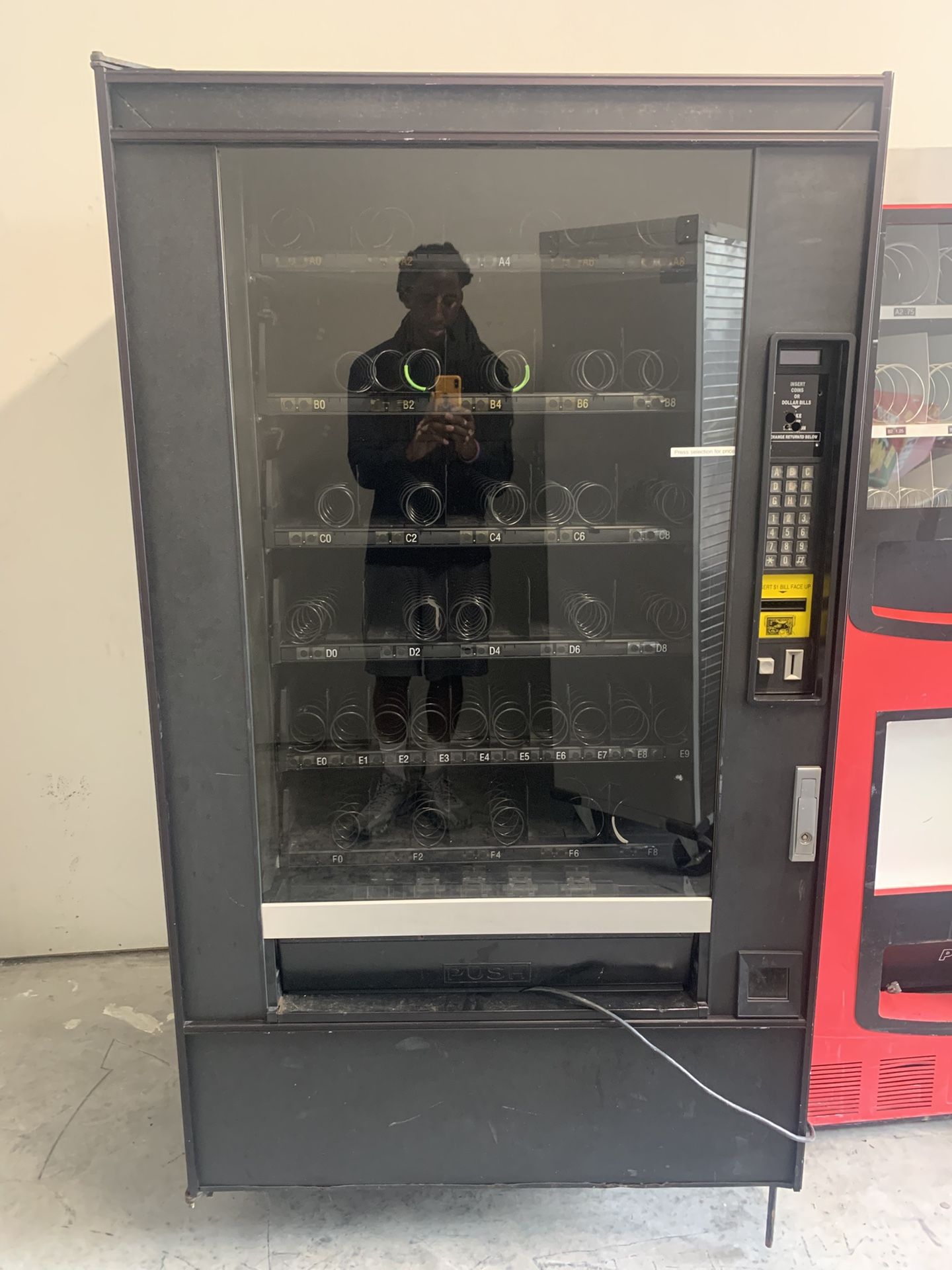 Crane 147 Snack machine,New Products : American Fashion Style Bags On Sale