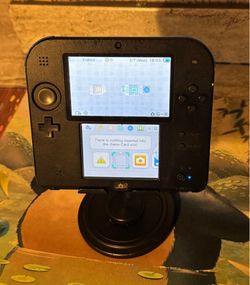 2DS comes with charger