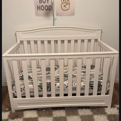 Crib and changing table — NEED GONE!