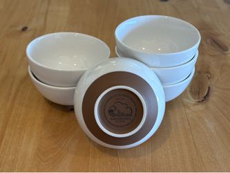 24-piece Barely Used Mora Ceramics dish set