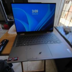 Lap Top  
