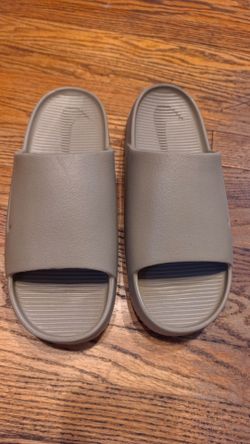 Nike Calm Slides 9M/10W New/ No box