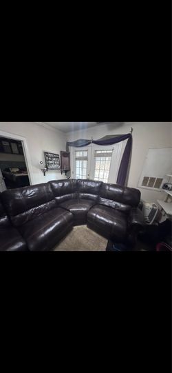 Leather sectional with charging ports $400