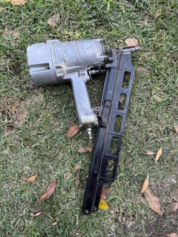 Hitachi Nail Gun