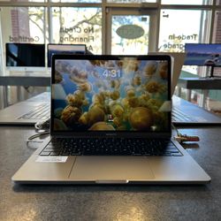  💻 Apple MacBook Pro 13" M1 (8-Core) – 8GB / 512GB – Space Gray