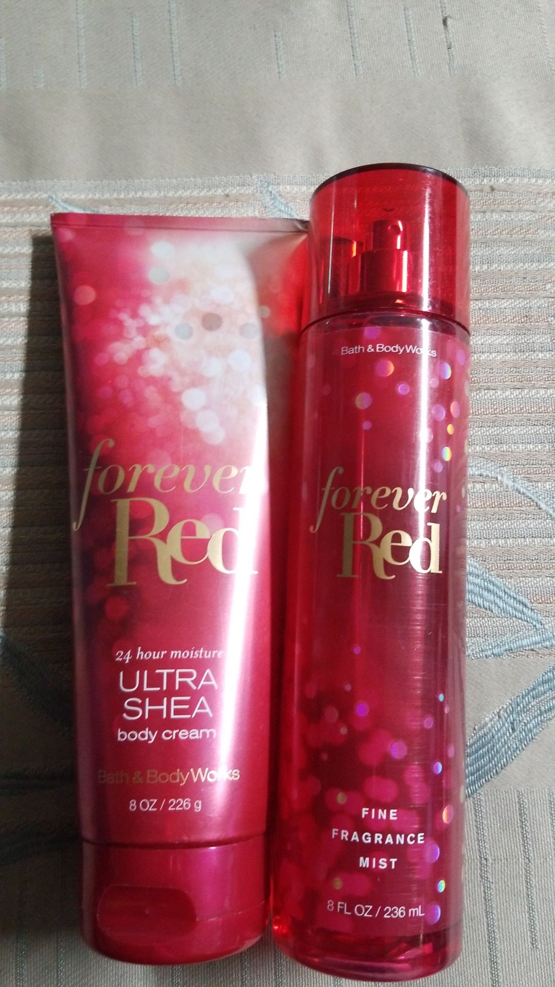 BATH AND BODY WORKS-- FOREVER RED $18.00