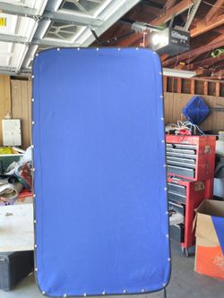 Se hace tapicería de toda clase de carros motos y barcos