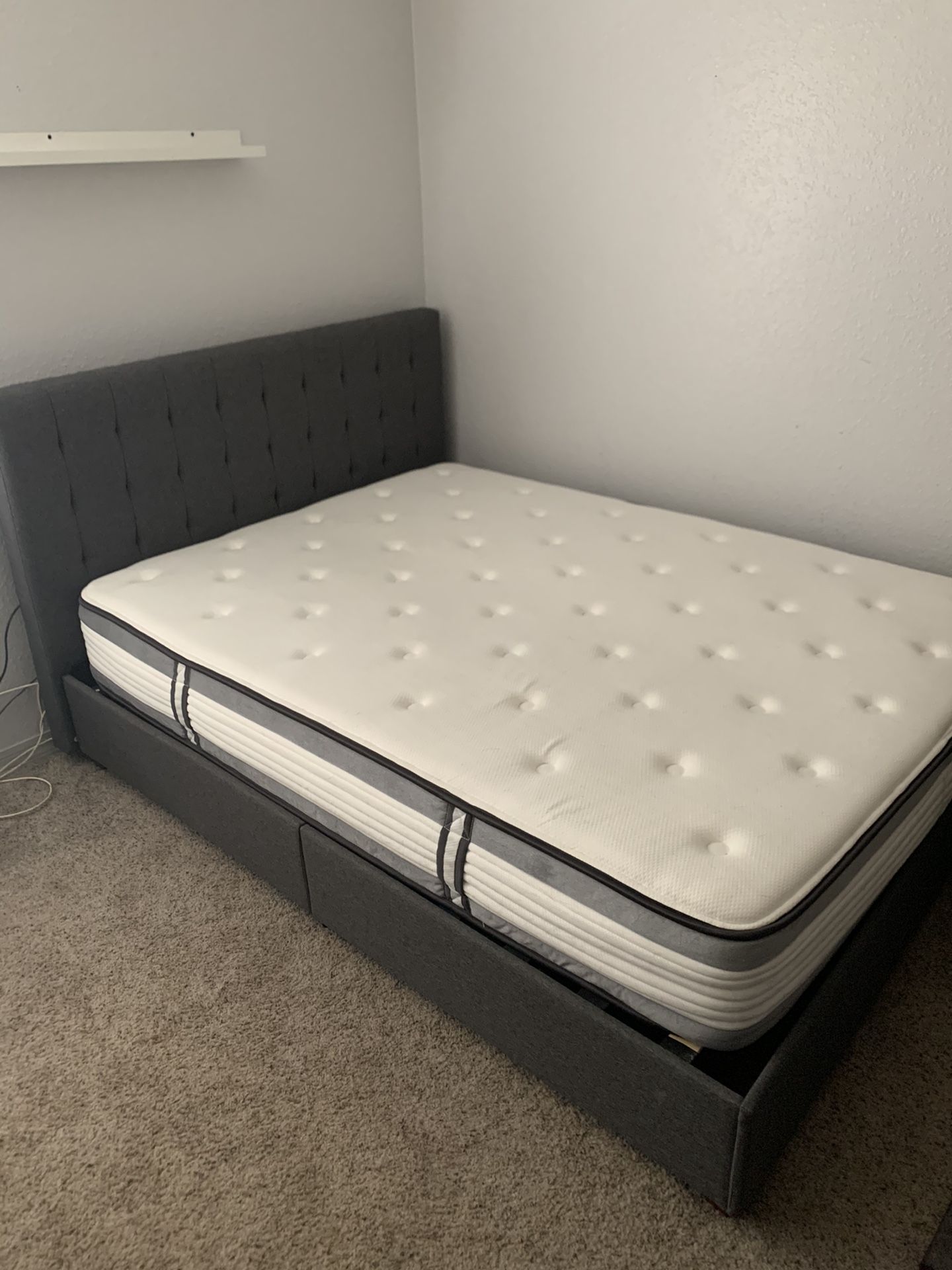 Queen Bed and Mattress for Sale in Tampa, FL OfferUp