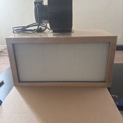 Laminar flow hood