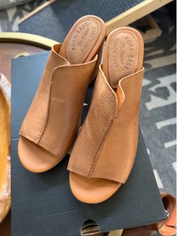 Kork-Ease Women's Tan Leather Open-Front Slide Mules -Size 11