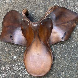 Vintage Crosby English Small Saddle