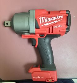 Milwaukee 3/4 inch impact wrench