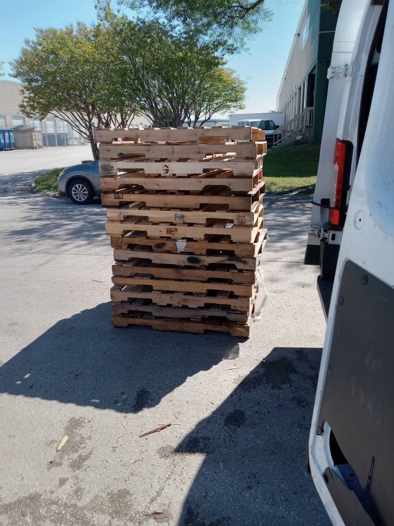 PALLETS for Sale in San Antonio, TX OfferUp