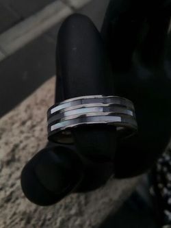 Titanium size 8