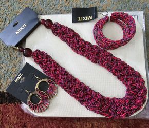 $15. Great set of jewelry with matching necklace, bracelet, and earrings