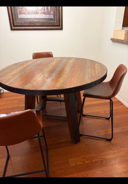 Wood table and 4 chairs