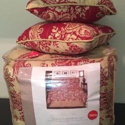 6 pc rose Tree Bordeaux comforter set