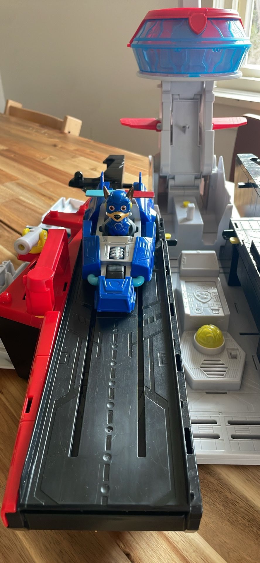 Paw patrol Air Craft Carrier HQ With Police Vehicle