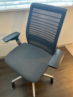 Steelcase Think Chair V2
