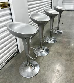 Set Of 4 Modern Adjustable Swivel Silver Bar Stools 