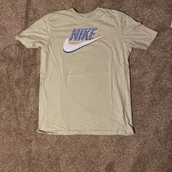 Nike T-Shirt