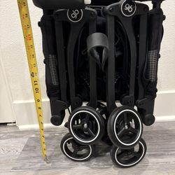 gb Pockit+ All-Terrain, Ultra Compact Lightweight Travel Stroller with Canopy and Reclining Seat in Velvet Black Like New