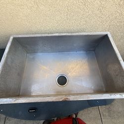 Stainless steel sink