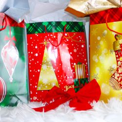 Christmas Gift Bags 12X16 ( 11pcs) Holiday Special. 